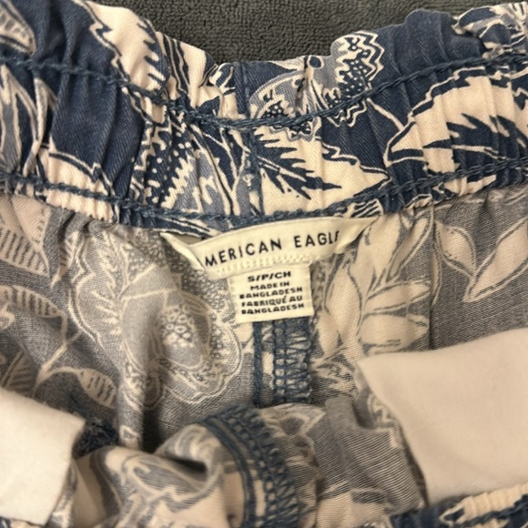 super cute flowy beach shorts flower print with pockets elastic waist - Picture 4 of 4